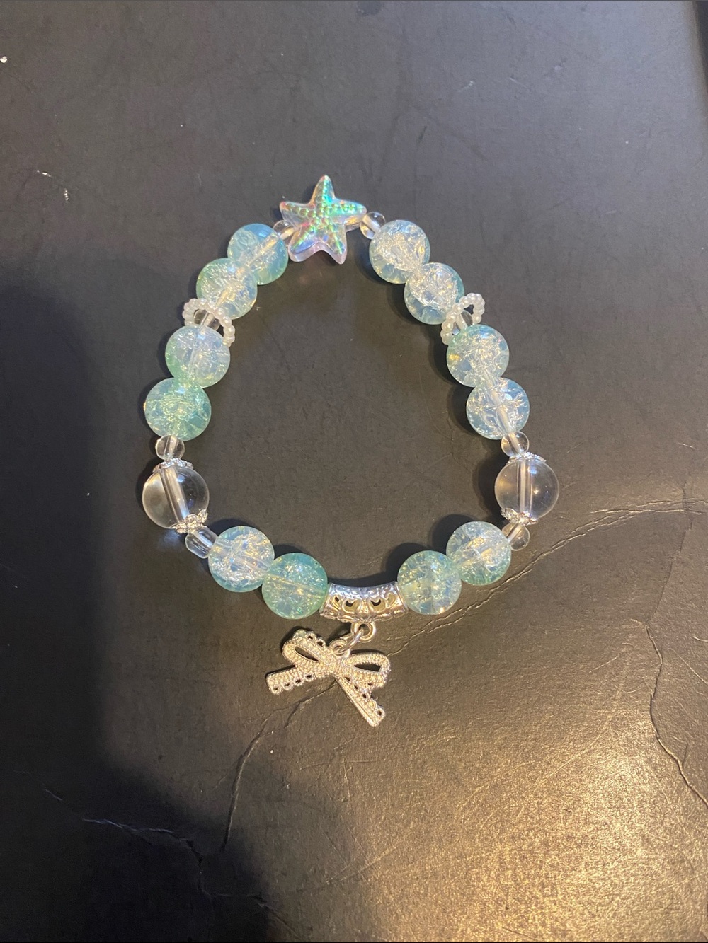 Sparkling Iridescent Star & Bow Beaded Bracelet - Light Aqua